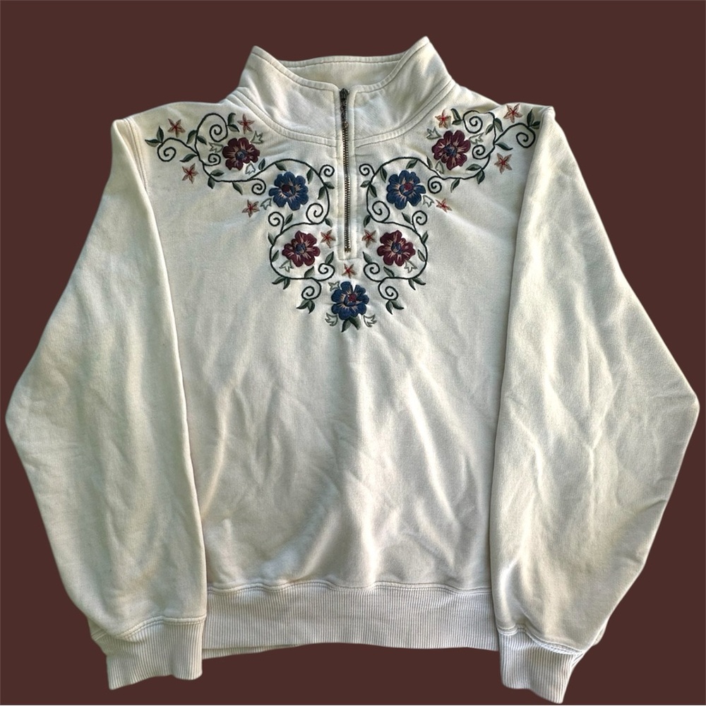 Alfred Dunner White Floral Embroidered Turtleneck Sweater